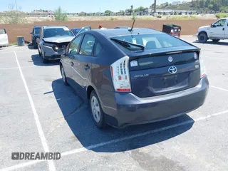 2011 Toyota Prius I z VIN JTDKN3DU9B1424881, wystawiony jako IAAI lot #42462141 z przebiegiem 184 611 mil mil oraz . Historia ofert i sprzedaży dostępna na DreamBid. Obrazek 3.