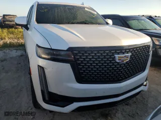2022 Cadillac Escalade Luxury with VIN 1GYS4AKL8NR109314, listed as a Copart auction lot 77625024 with 0 mi miles and Non Repairable. Bid and sale history available at carsss.com. Image 5.