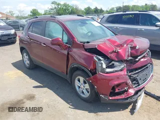 2017 Chevrolet Trax LT z VIN 3GNCJPSB2HL232848, wystawiony jako IAAI lot #42181512 z przebiegiem 28 597 mil mil oraz . Historia ofert i sprzedaży dostępna na DreamBid. Obrazek 1.