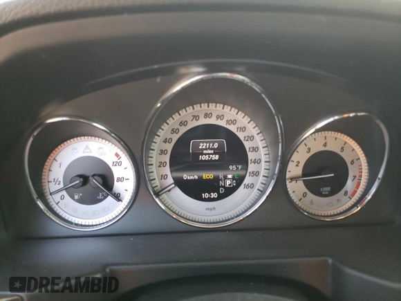 2013 Mercedes-Benz GLK 350 with VIN WDCGG8JB1DG116355, listed as a Copart auction lot 71310514 with 105,758 mi miles and Salvage Title. Bid and sale history available at DreamBid. Image 9.