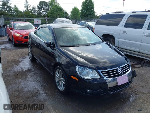 2010 Volkswagen Eos Lux z VIN WVWFA7AH1AV025675, wystawiony jako IAAI lot #42113813 z przebiegiem 93 885 mil mil oraz . Historia ofert i sprzedaży dostępna na DreamBid. Obrazek 1.