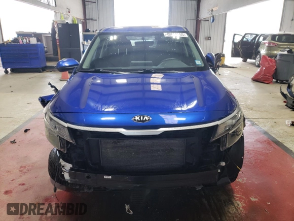 2021 Kia Seltos LX with VIN KNDEPCAA6M7121185, listed as a Copart auction lot 49608255 with 64,896 mi miles and Salvage Title. Bid and sale history available at DreamBid. Image 5.