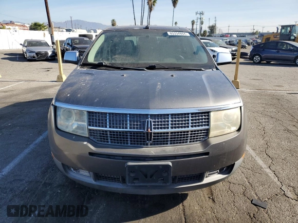 2009 Lincoln MKX with VIN 2LMDU68C59BJ07130, listed as a Copart auction lot 85334864 with 151,685 mi miles and Clean Title. Bid and sale history available at DreamBid. Image 5.