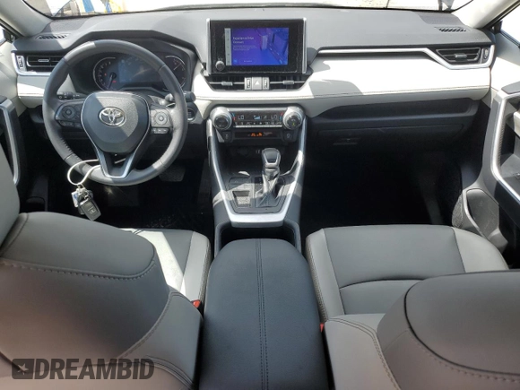 2023 Toyota RAV4 XLE Premium z VIN 2T3C1RFV7PC222978, wystawiony jako Copart lot #61953295 z przebiegiem 33 679 mil mil oraz Szkoda całkowita • Salvage title. Historia ofert i sprzedaży dostępna na DreamBid. Obrazek 8.