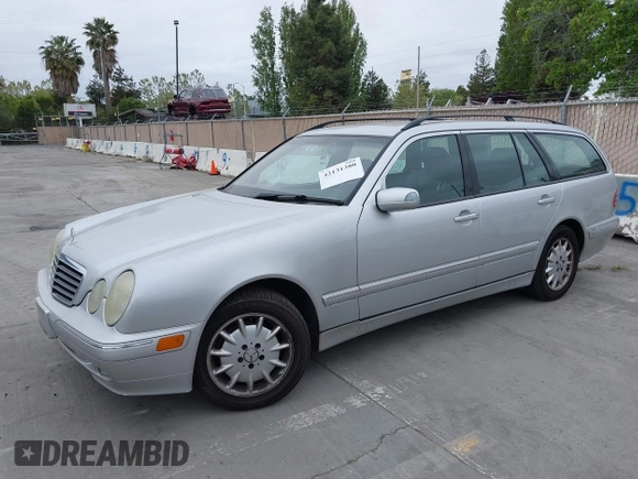 2002 Mercedes-Benz E 320 with VIN WDBJH65JX2B408254, listed as a IAAI auction lot 42131380 with 173,786 mi miles and . Bid and sale history available at DreamBid. Image 2.