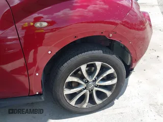 2013 Nissan Juke SL z VIN JN8AF5MV8DT221618, wystawiony jako IAAI lot #42535673 z przebiegiem 133 490 mil mil oraz . Historia ofert i sprzedaży dostępna na DreamBid. Obrazek 15.