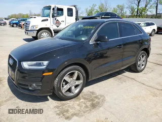 2015 Audi Q3 Premium Plus z VIN WA1BFCFS1FR004865, wystawiony jako Copart lot #53348405 z przebiegiem 130 521 mil mil oraz Szkoda całkowita • Salvage title. Historia ofert i sprzedaży dostępna na DreamBid. Obrazek 1.