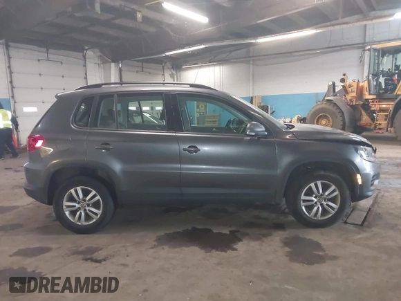 2017 Volkswagen Tiguan S with VIN WVGBV7AX4HK029270, listed as a IAAI auction lot 41984420 with 124,939 mi miles and . Bid and sale history available at DreamBid. Image 13.