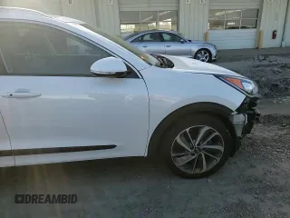 2019 Kia Niro Touring with VIN KNDCE3LC3K5303186, listed as a Copart auction lot 83023374 with 0 mi miles and Salvage Title. Bid and sale history available at carsss.com. Image 12.