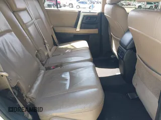 2013 Toyota 4Runner SR5 z VIN JTEBU5JR3D5135548, wystawiony jako IAAI lot #42279172 z przebiegiem 288 613 mil mil oraz . Historia ofert i sprzedaży dostępna na DreamBid. Obrazek 8.