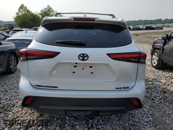 2023 Toyota Highlander L with VIN 5TDKDRBH4PS038715, listed as a Copart auction lot 63802584 with 19,435 mi miles and Salvage title. Bid and sale history available at DreamBid. Image 6.