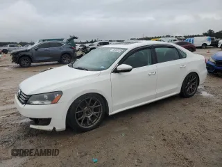 2012 Volkswagen Passat SE z VIN 1VWBP7A35CC016927, wystawiony jako Copart lot #45063425 z przebiegiem 139 065 mil mil oraz Szkoda całkowita • Salvage title. Historia ofert i sprzedaży dostępna na DreamBid. Obrazek 1.