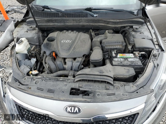 2013 Kia Optima LX z VIN 5XXGM4A70DG251868, wystawiony jako Copart lot #52921925 z przebiegiem 114 318 mil mil oraz Szkody całkowita. Historia ofert i sprzedaży dostępna na DreamBid. Obrazek 12.