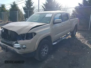 2017 Toyota Tacoma SR5 with VIN 3TMDZ5BN2HM035841, listed as a IAAI auction lot 41201932 with 177,954 mi miles. Bid and sale history available at carsss.com. Image 17.