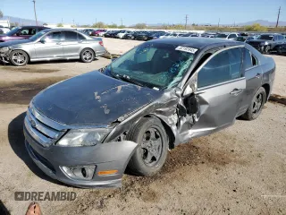 2011 Ford Fusion SE with VIN 3FAHP0HA2BR247072, listed as a Copart auction lot 52193945 with Not Provided miles and Salvage Title. Bid and sale history available at carsss.com. Image 1.