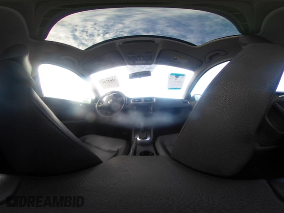 2012 Volkswagen Jetta SE с VIN 3VWDX7AJXCM358671, выставлен на аукционе IAAI как лот 41647447 с пробегом 105 722 миль миль и . История ставок и продаж доступна на DreamBid. Изображение 18.
