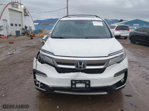 2021 Honda Pilot Elite with VIN 5FNYF6H03MB044154, listed as a IAAI auction lot 41050202 with 60,331 mi miles. Bid and sale history available at carsss.com. Image 12.