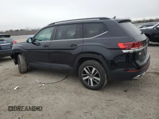 2021 Volkswagen Atlas SE z VIN 1V2LP2CA8MC508373, wystawiony jako Copart lot #88424755 z przebiegiem 74 586 mil mil oraz Szkody całkowita. Historia ofert i sprzedaży dostępna na DreamBid. Obrazek 2.