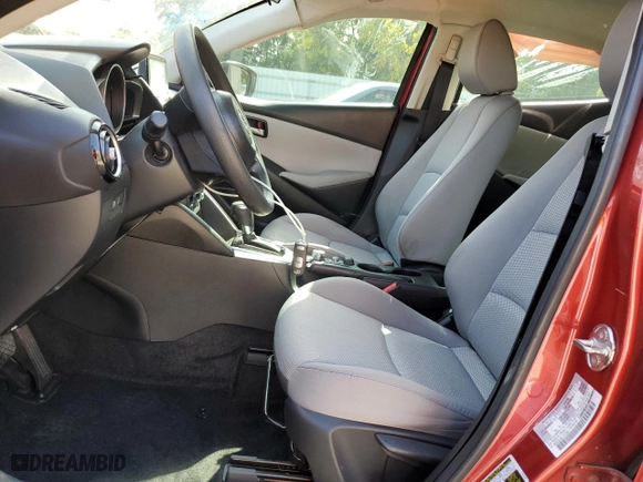 2020 Toyota Yaris Hatchback LE with VIN 3MYDLBJV0LY707643, listed as a Copart auction lot 71166724 with 21,664 mi miles and Salvage Title. Bid and sale history available at carsss.com. Image 7.