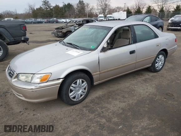 2001 Toyota Camry CE with VIN 4T1BG22K51U046766, listed as a IAAI auction lot 41674202 with 148,581 mi miles. Bid and sale history available at carsss.com. Image 17.