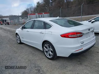 2019 Ford Fusion Hybrid SEL with VIN 3FA6P0MU3KR189612, listed as a IAAI auction lot 41422745 with 95,130 mi miles. Bid and sale history available at carsss.com. Image 3.