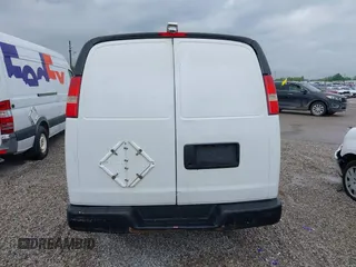 2012 GMC Savana Cargo z VIN 1GTW7FCA3C1186368, wystawiony jako IAAI lot #42127175 z przebiegiem 512 034 mil mil oraz . Historia ofert i sprzedaży dostępna na DreamBid. Obrazek 16.
