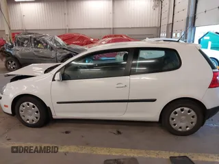 2008 Volkswagen Rabbit S with VIN WVWBA71K38W335471, listed as a IAAI auction lot 41450928 with 157,587 mi miles. Bid and sale history available at carsss.com. Image 14.