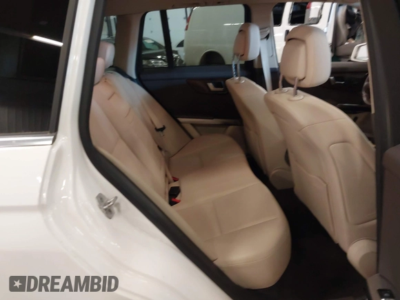 2014 Mercedes-Benz GLK 350 with VIN WDCGG8JB2EG211718, listed as a IAAI auction lot 41965437 with 73,469 mi miles and . Bid and sale history available at DreamBid. Image 8.