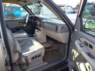 2002 Chevrolet Suburban Z71 with VIN 3GNFK16Z32G173307, listed as a IAAI auction lot 41557165 with 1 mi miles. Bid and sale history available at carsss.com. Image 5.