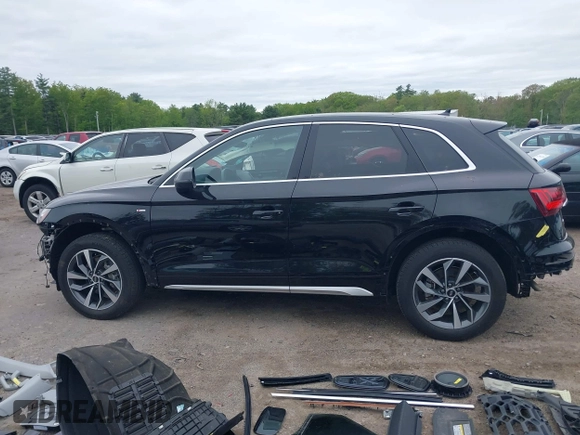 2023 Audi Q5 S line Premium with VIN WA1GAAFYXP2068698, listed as a IAAI auction lot 42225206 with 17,691 mi miles and . Bid and sale history available at DreamBid. Image 15.