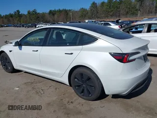 2025 Tesla Model 3 Long Range with VIN 5YJ3E1EA7SF923943, listed as a IAAI auction lot 42040876 with 1,547 mi miles and . Bid and sale history available at DreamBid. Image 3.