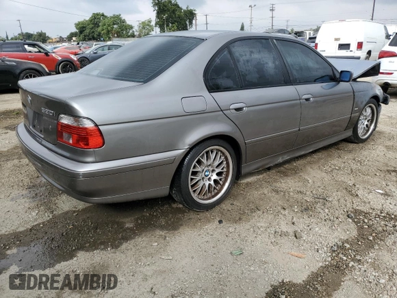2003 BMW 5 Series 530iA with VIN WBADT634X3CK33314, listed as a Copart auction lot 76832604 with 265,273 mi miles and Salvage Title. Bid and sale history available at carsss.com. Image 3.