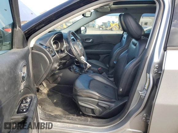 2019 Jeep Compass Latitude with VIN 3C4NJDBB4KT689572, listed as a Copart auction lot 49583125 with 78,043 mi miles and Salvage Title. Bid and sale history available at DreamBid. Image 7.