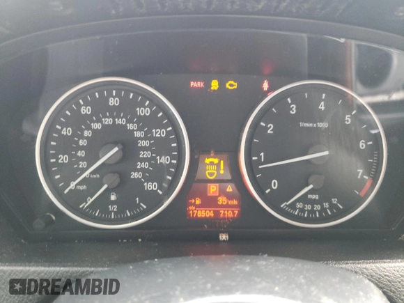 2012 BMW X5 35i z VIN 5UXZV4C55CL753810, wystawiony jako Copart lot #62405565 z przebiegiem 178 504 mil mil oraz Szkoda całkowita • Salvage title. Historia ofert i sprzedaży dostępna na DreamBid. Obrazek 9.