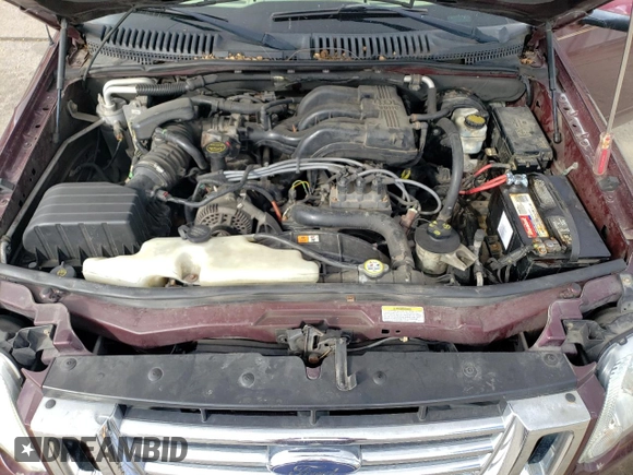 2007 Ford Explorer Sport Trac Limited with VIN 1FMEU53K77UA21351, listed as a Copart auction lot 76121464 with 176,430 mi miles and Salvage title. Bid and sale history available at DreamBid. Image 12.