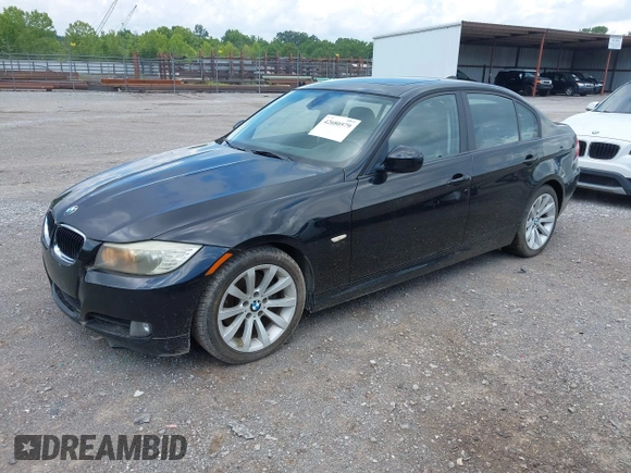 2011 BMW 3 Series 328i с VIN WBAPH7C50BE677673, выставлен на аукционе IAAI как лот 42680579 с пробегом 207 336 миль миль и . История ставок и продаж доступна на DreamBid. Изображение 2.