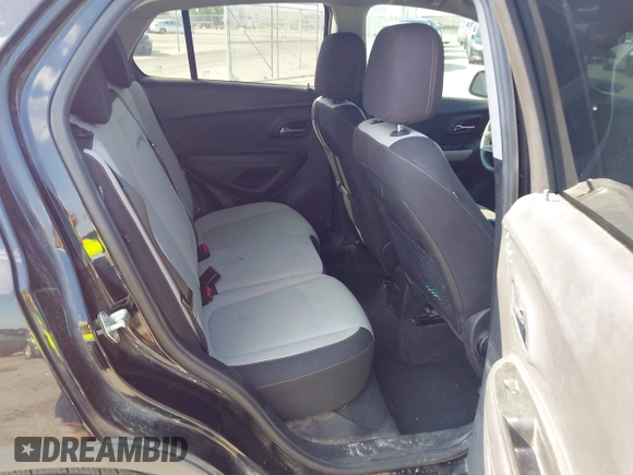2020 Chevrolet Trax LS with VIN 3GNCJKSB5LL230068, listed as a IAAI auction lot 42390653 with 101,325 mi miles and . Bid and sale history available at DreamBid. Image 8.
