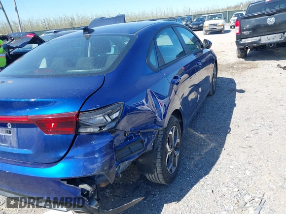 2020 Kia Forte LXS with VIN 3KPF24AD6LE184269, listed as a IAAI auction lot 42062369 with 57,525 mi miles and . Bid and sale history available at carsss.com. Image 6.