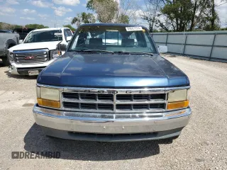 1993 Dodge Dakota z VIN 1B7FL23X3PS167652, wystawiony jako Copart lot #69067224 z przebiegiem 92 113 mil mil oraz Szkoda całkowita • Salvage title. Historia ofert i sprzedaży dostępna na DreamBid. Obrazek 5.