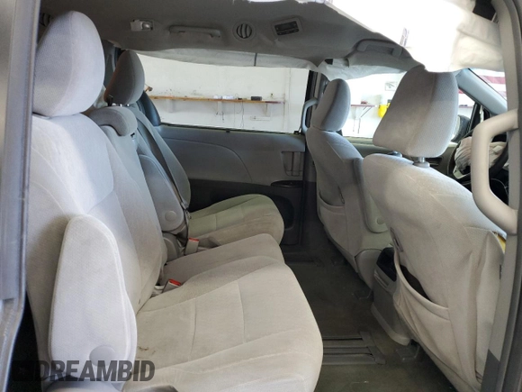 2015 Toyota Sienna LE AAS с VIN 5TDKK3DC1FS571821, выставлен на аукционе Copart как лот 57348545 с пробегом 120 014 миль миль и Списание • Salvage title. История ставок и продаж доступна на DreamBid. Изображение 11.
