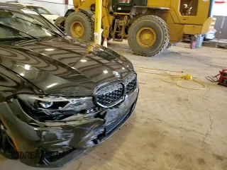 2022 BMW 3 Series M340i xDrive with VIN 3MW5U9J06N8C77498, listed as a Copart auction lot 50289925 with 39,537 mi miles and Salvage Title. Bid and sale history available at carsss.com. Image 13.