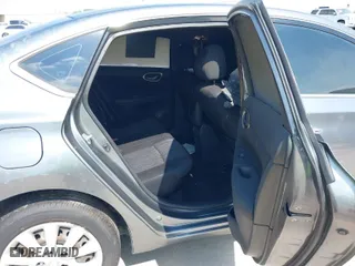 2017 Nissan Sentra SV with VIN 3N1AB7AP8HL644477, listed as a IAAI auction lot 41516961 with 1 mi miles. Bid and sale history available at carsss.com. Image 8.