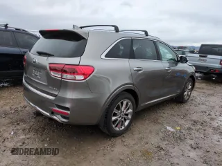 2016 Kia Sorento SX with VIN 5XYPKDA5XGG137705, listed as a Copart auction lot 47851815 with 136,556 mi miles and Salvage Title. Bid and sale history available at carsss.com. Image 3.