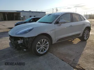 2024 Porsche Macan with VIN WP1AA2A53RLB11434, listed as a Copart auction lot 42624885 with 7,761 mi miles and Salvage Title. Bid and sale history available at DreamBid. Image 1.