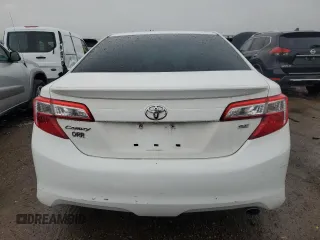 2014 Toyota Camry L with VIN 4T1BF1FK2EU732700, listed as a Copart auction lot 51231885 with 184,248 mi miles and Salvage Title. Bid and sale history available at DreamBid. Image 6.