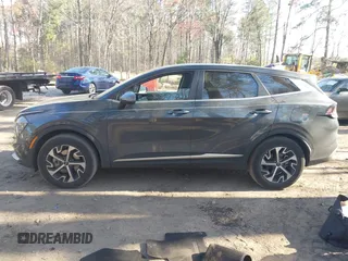 2024 Kia Sportage EX with VIN 5XYK33DF2RG224281, listed as a IAAI auction lot 41903305 with 7,050 mi miles. Bid and sale history available at carsss.com. Image 14.