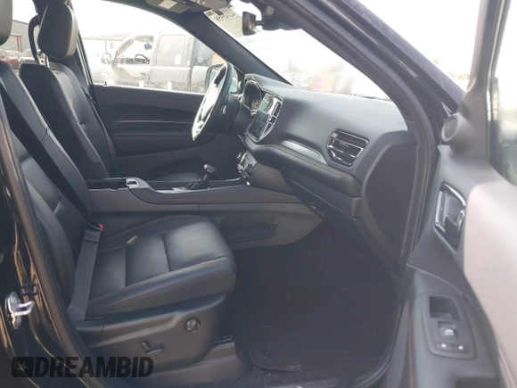 2025 Dodge Durango GT Plus with VIN 1C4RDJDG8SC517864, listed as a IAAI auction lot 42145958 with 5,582 mi miles and . Bid and sale history available at DreamBid. Image 5.