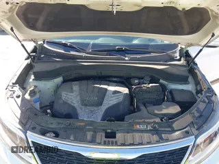 2014 Kia Sorento LX with VIN 5XYKTDA73EG471659, listed as a IAAI auction lot 41704991 with 118,617 mi miles. Bid and sale history available at carsss.com. Image 10.