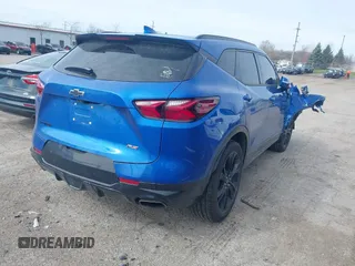 2019 Chevrolet Blazer RS z VIN 3GNKBERS3KS612362, wystawiony jako IAAI lot #41978218 z przebiegiem 90 242 mil mil oraz . Historia ofert i sprzedaży dostępna na DreamBid. Obrazek 4.