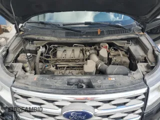 2018 Ford Explorer XLT with VIN 1FM5K8D84JGB94843, listed as a Copart auction lot 55755645 with 104,709 mi miles and Salvage title. Bid and sale history available at DreamBid. Image 12.